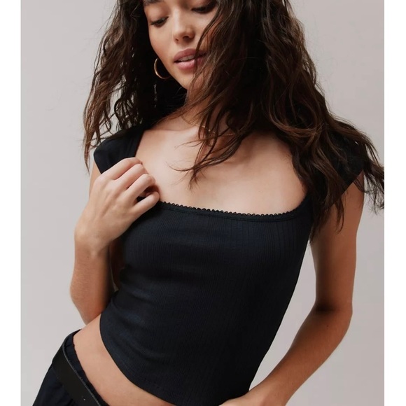 BDG Urban Outfitters Callie Baby Tee Ribbed Square Neck Top - Picture 2 of 9